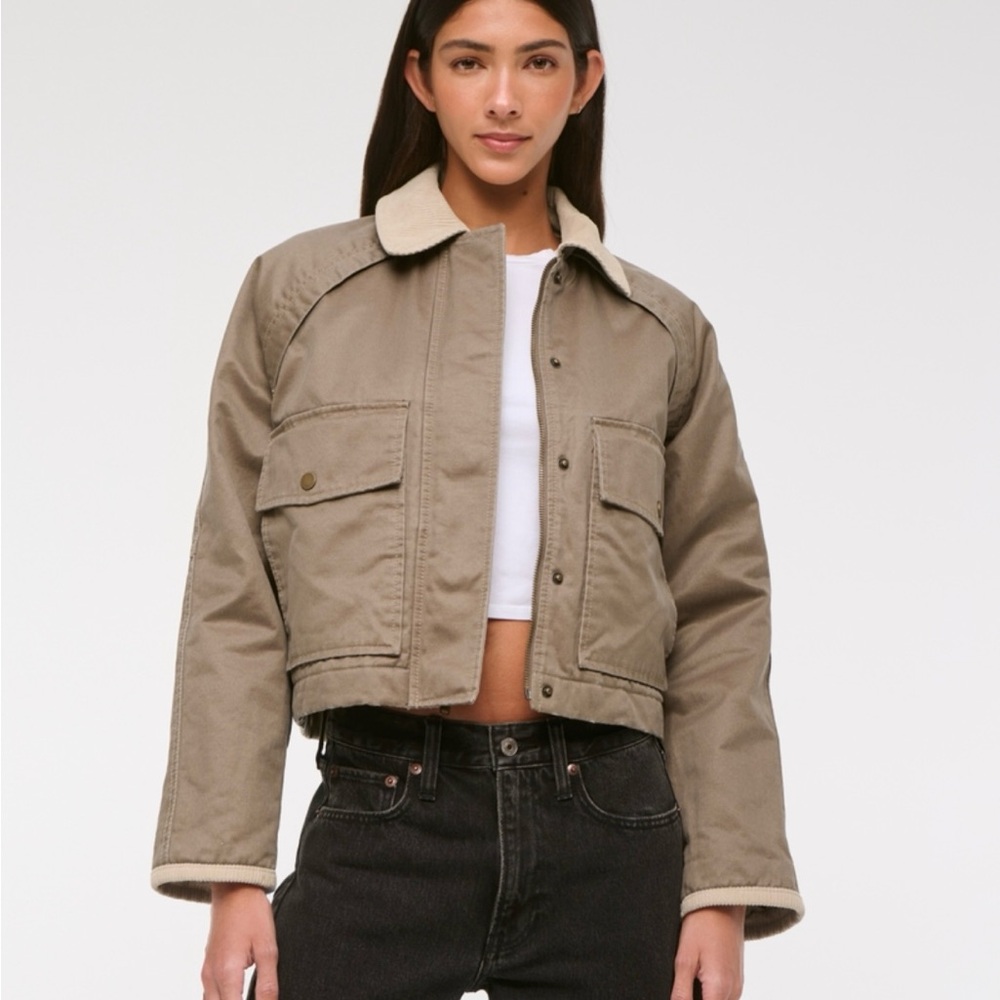 Women's Tan Jacket